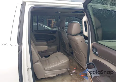 2015 Chevrolet Suburban 1500 Ltz z USA, uszkodzony, nr VIN 1GNSCKKC3FR298588